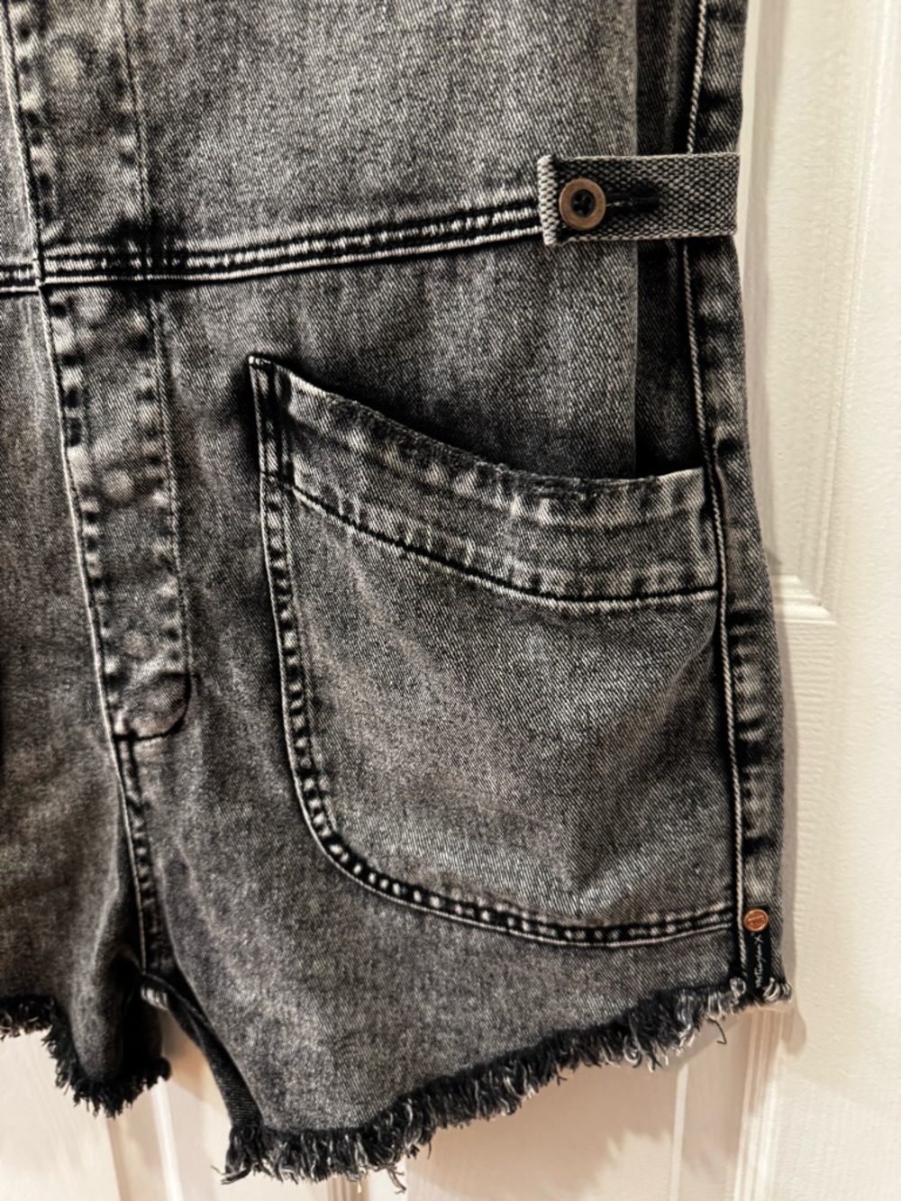 One Teaspoon Palisades Overall in Rodeo Grey Denim Romper Sz. S - Picture 7 of 9